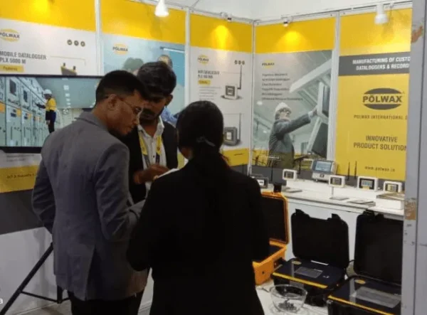 Polwax CLIMA multi-connectivity datalogger for compliance monitoring