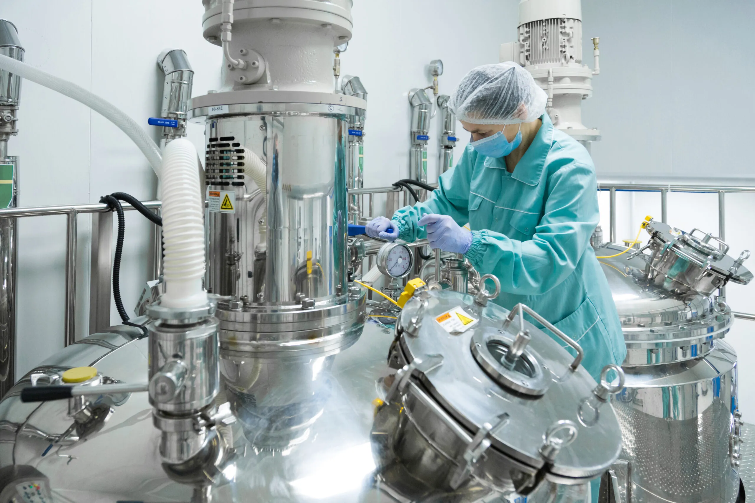 Polwax sensors in pharmaceutical industry for real-time monitoring